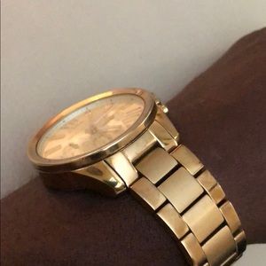 Meet your Posher, Sam